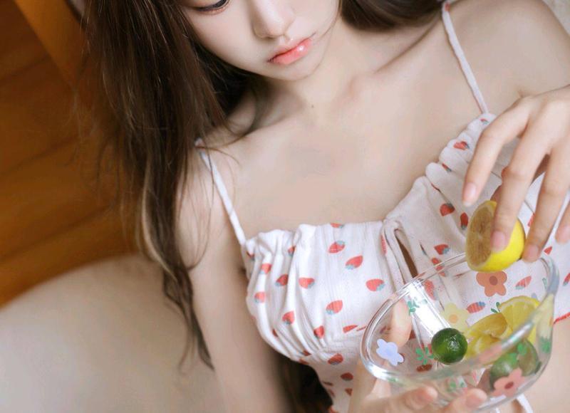 一个男人喜欢你的征兆！来看看他会把你放在什么角色上？