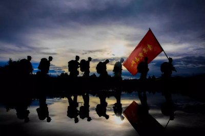 ​空军通信兵成立70周年 - 这是来自基层通信兵的一组诗词赋