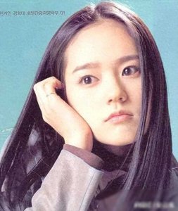 ​韩佳人：美貌与智慧并存的韩流巨星，人生传奇亮瞎眼