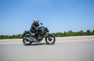 ​五羊本田幻影150全新升级，售价1.3万元，续航长达550km