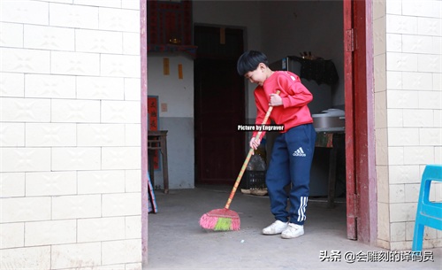 贵州8岁女拳手“小汤圆”的梦想：成为“世界拳王”