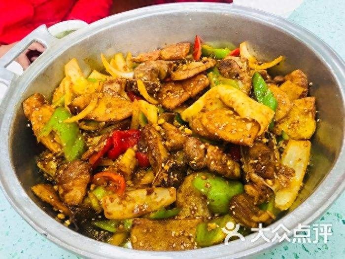 青海人的夜生活,是从美味的炕锅羊肉开始的,你们那里呢?