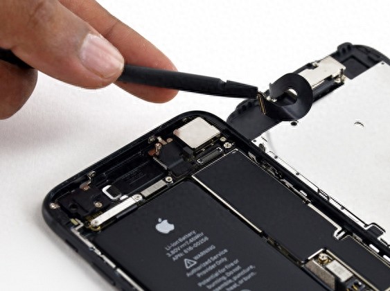 iPhone 7显示屏拆解过程图赏