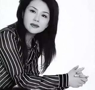 ​她是央视王牌主播，郭兰英弟子，后被人举报“间谍”44岁客死他乡