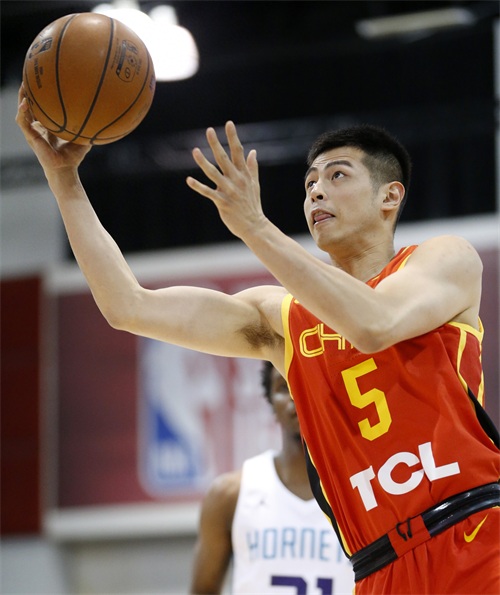 篮球——NBA夏季联赛：中国队胜黄蜂队