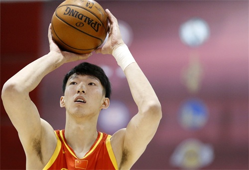 篮球——NBA夏季联赛：中国队胜黄蜂队