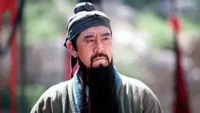 ​扮演关羽的四位明星, 图四是真关羽, 其他都是在毁经典