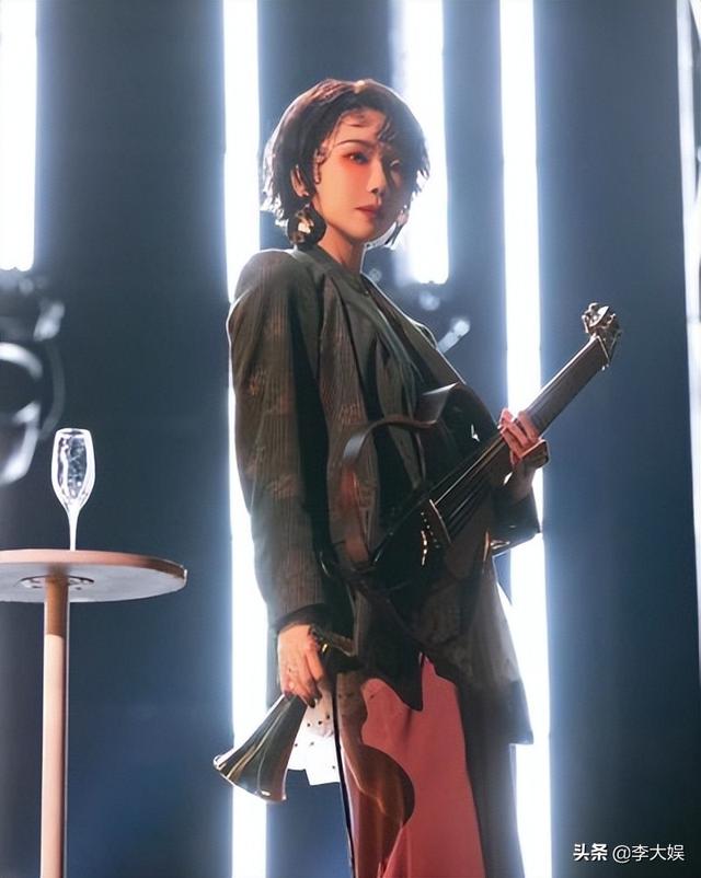 浪姐3第二次公演那英宁静谁赢(浪姐3三公淘汰名单出炉)(15)