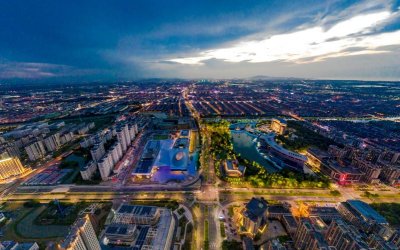 ​湖州市织里镇未来发展（浙江省湖州市织里镇的报道）