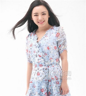 魏新雨长得怎么样 魏新雨胸围多大