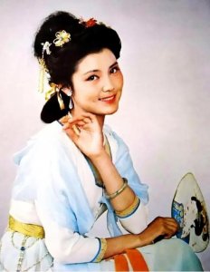 ​姜黎黎：八十年代初中国影坛最为璀璨的明星之一，娇艳妩媚