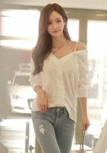 ​30岁成熟韵味的女人