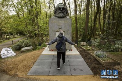 ​海格特公墓的马克思墓