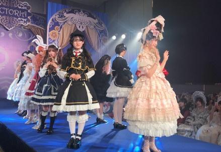 Lolita茶会！人气爆棚的她却受到排挤