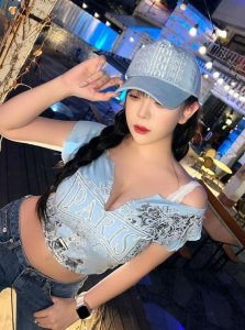 ​放肆展示好身材！韩国网红正妹QueenDami美照欣赏