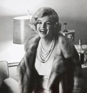 ​珍珠项链适合哪个年龄 珍珠项链适合多大年龄的人戴