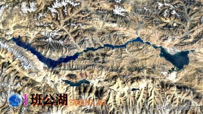 ​卫星地图下的班公湖抛开边境对峙，其实有着令人意外的绝美风景
