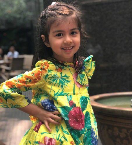 梁咏琪基因太强大，混血女儿颜值高到犯规，被赞“最美星二代”