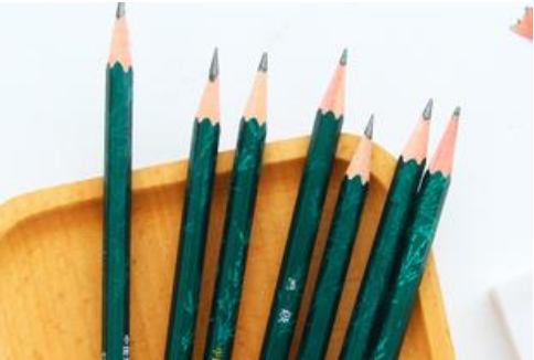 绘画笔的种类,画画用什么铅笔图13