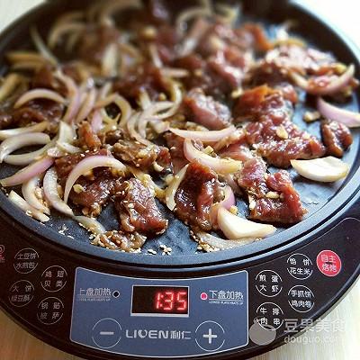 烧饼的做法电饼铛家庭版（烧饼夹烤肉利仁电饼铛）(21)