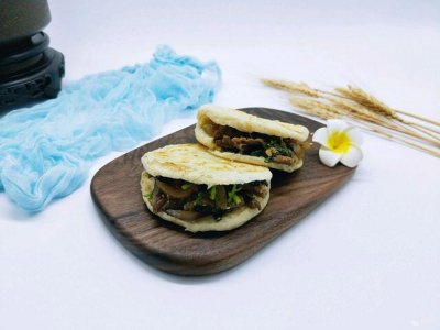 ​烧饼的做法电饼铛家庭版（烧饼夹烤肉利仁电饼铛）