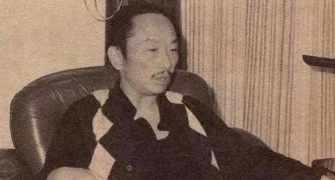 古龙的上联“冰比冰水冰”，当年金庸没对出，而今读者却对出来！