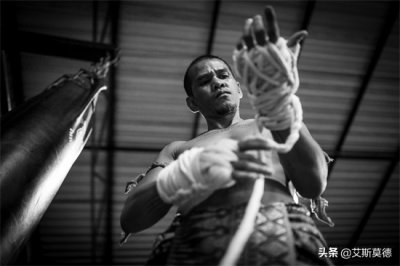 ​曾因杀伤力过大而被禁止的古老拳术-古泰拳muaythai boran