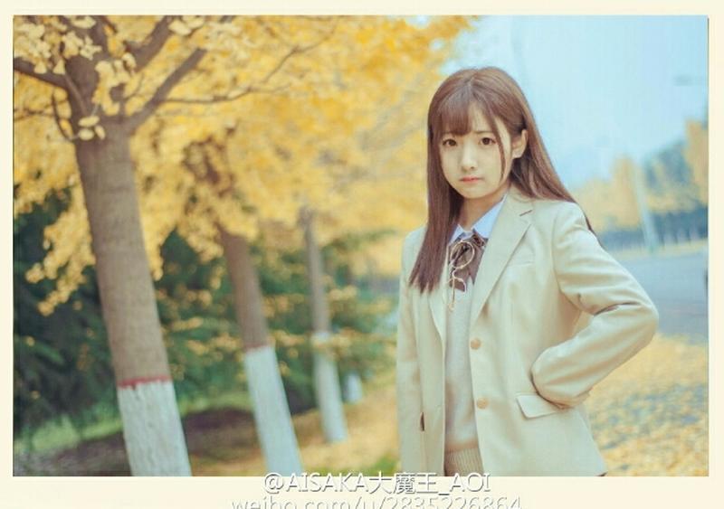 女友第一次来我家，把奶奶的房子烧了，临走前爸爸拿出十万感谢她