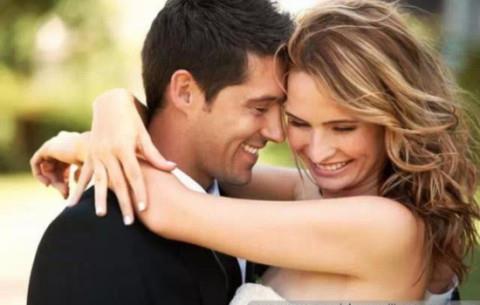 刚在一起的情侣有哪些阶段 刚在一起的情侣会经历哪些阶段