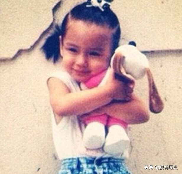 Angelababy罕见童年照,天生丽质,一代“女神”成长记