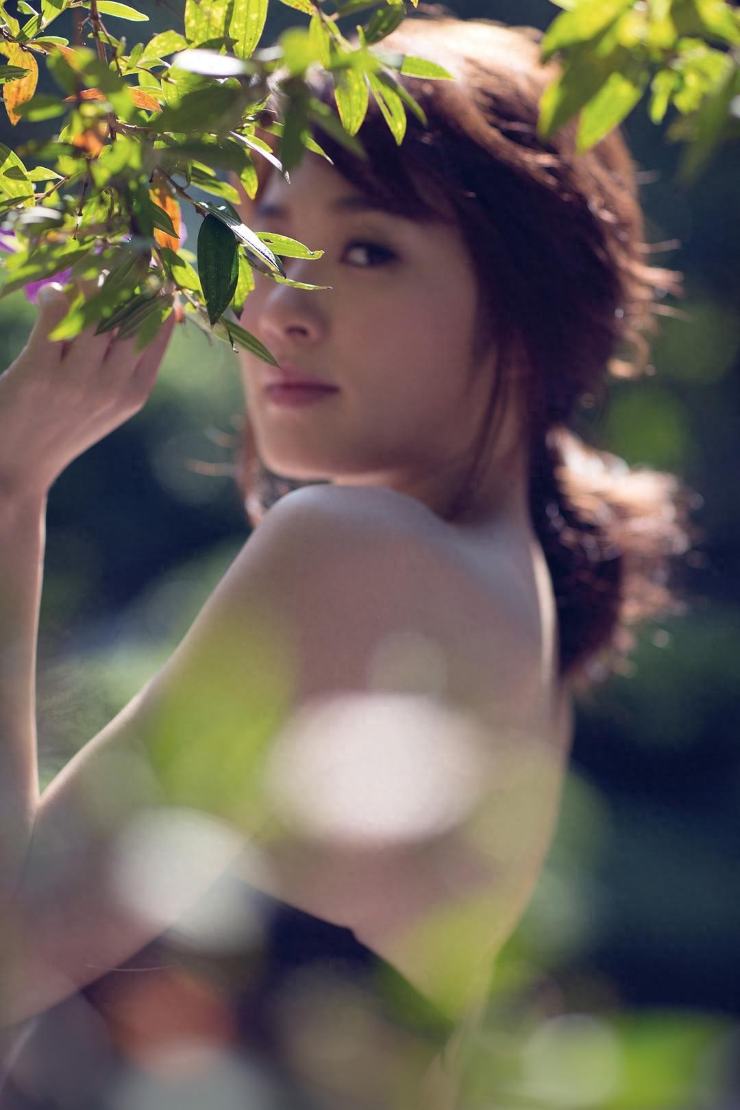 组图：新一任“晶女郎”蔡洁