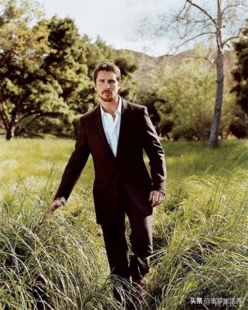 弹簧身材克里斯蒂安·贝尔，老去的年龄也不影响他的气质