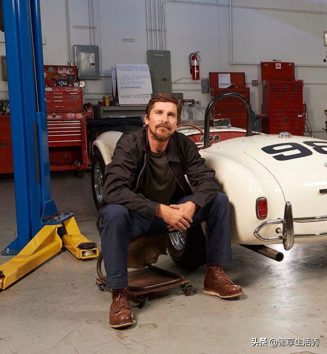 弹簧身材克里斯蒂安·贝尔，老去的年龄也不影响他的气质