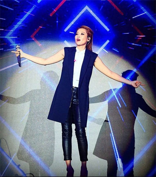 天生歌姬——黄丽玲