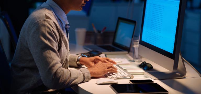 工程造价5000万，我想承包，我大概能赚多少钱？