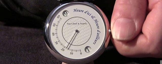 梵克雅宝是电子表还是机械表（梵克雅宝机械表走时出现不走的原因）(1)