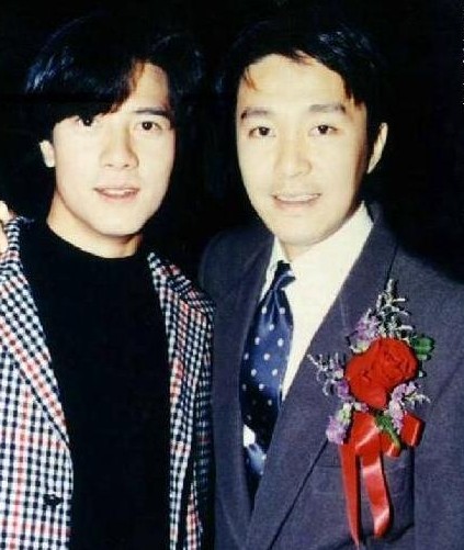 不输当红小鲜肉，郭富城年轻帅照珍藏版，与周星驰还合过影