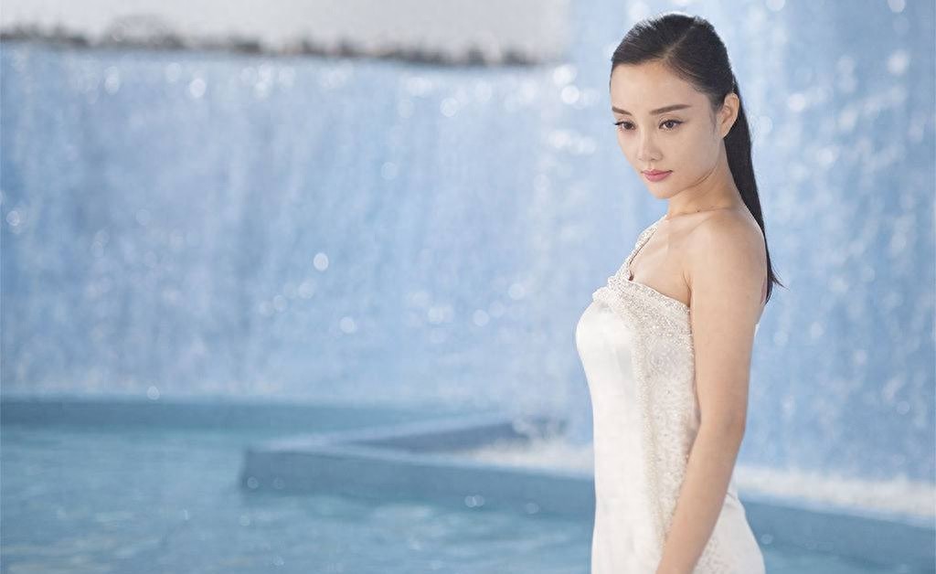 李小璐的闺蜜，“泰迪姐妹团”成员，最会赚钱的是五妹和七妹