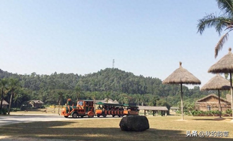 广州市长隆旅游度假区，占地面积 1万亩，门票价格 285-350元