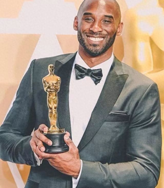 8·24科比日 让我们一起盘点科比生涯最具代表性的24大荣誉