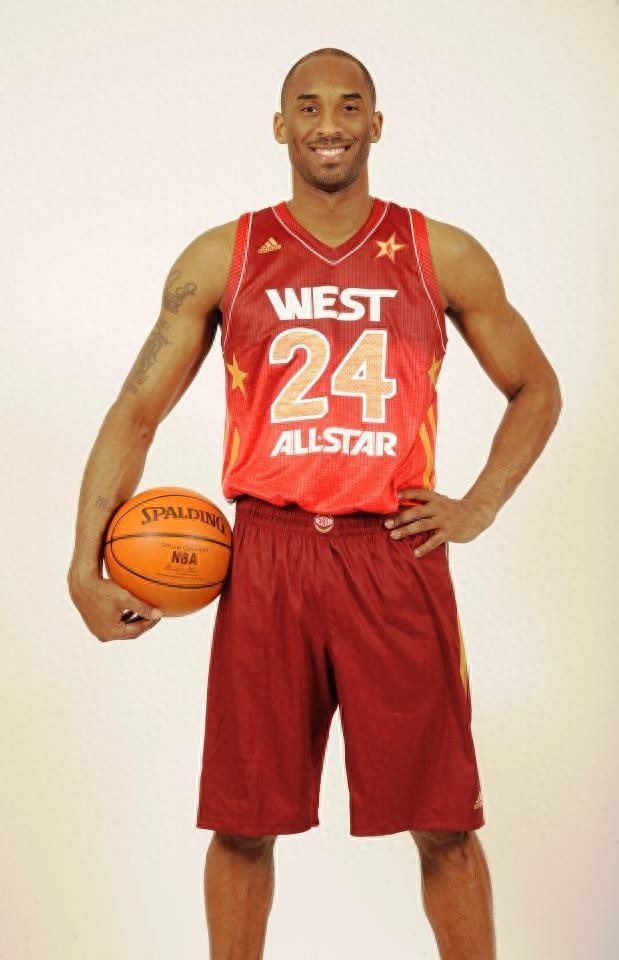 8·24科比日 让我们一起盘点科比生涯最具代表性的24大荣誉